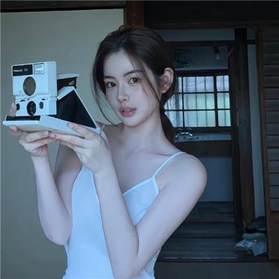 女玩家喜迎春